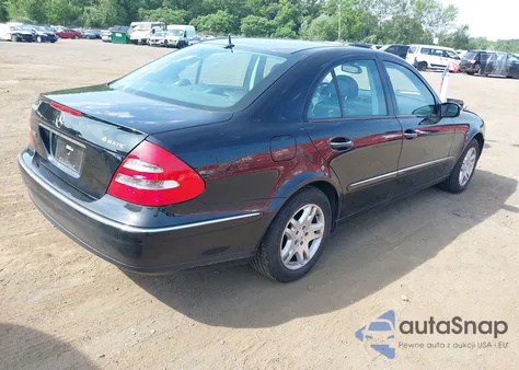 2004 Mercedes-Benz E 320 4Matic z USA, uszkodzony, nr VIN WDBUF82J44X161547